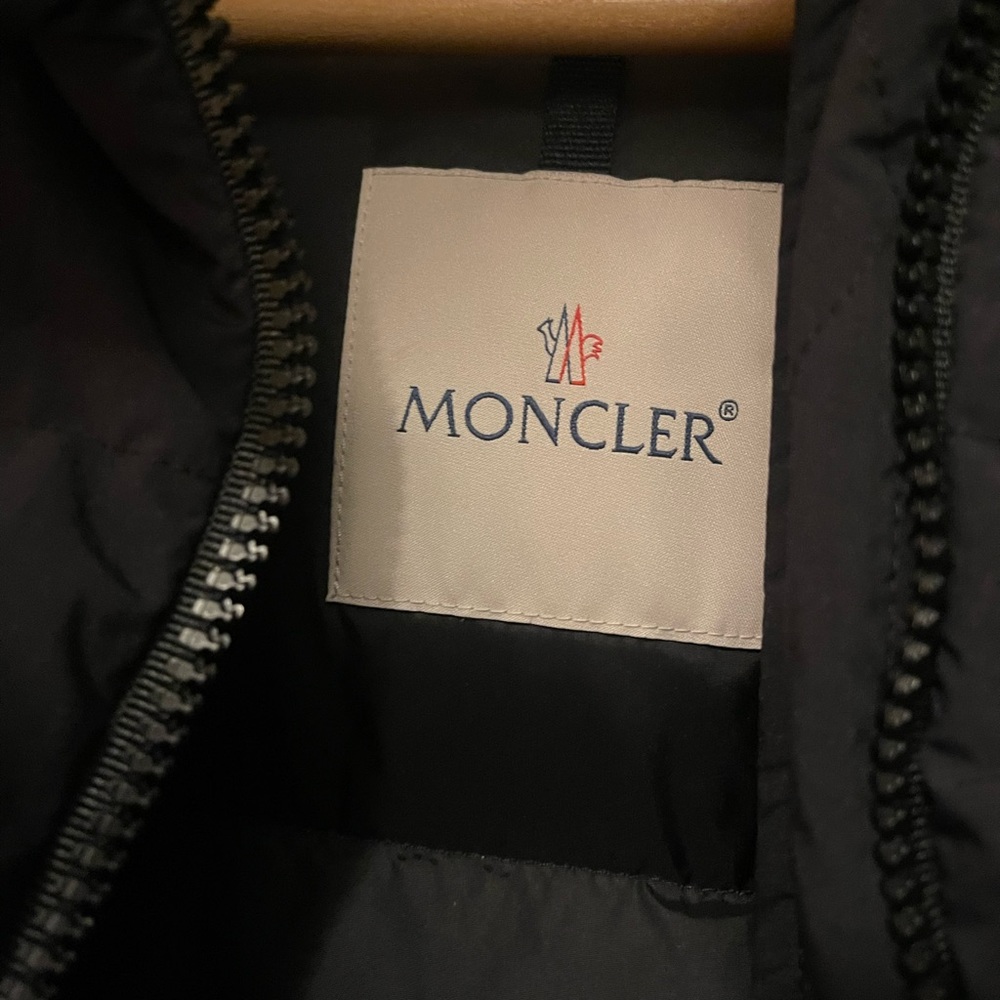 Moncler Goelo Coat - Picture 3 of 5